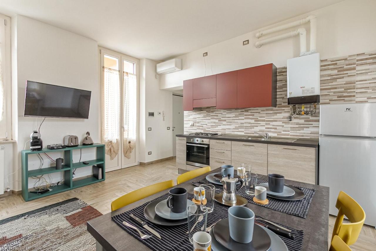 Al 33 Di Via Roma - Apartments Cardano Al Campo Exteriör bild
