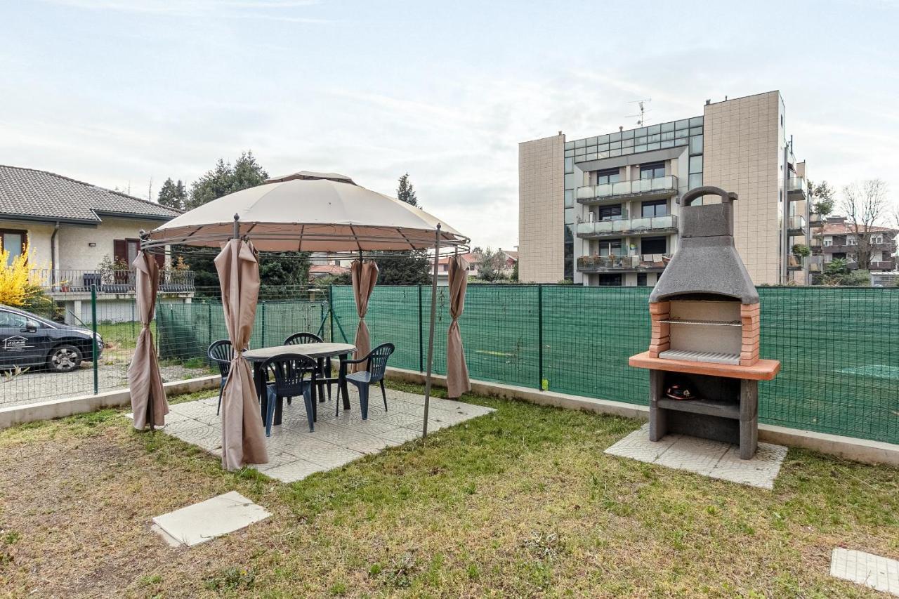 Al 33 Di Via Roma - Apartments Cardano Al Campo Exteriör bild
