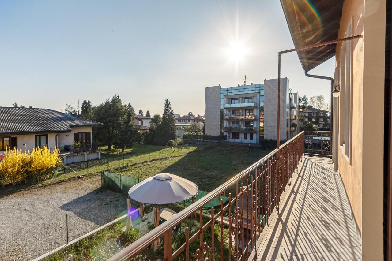 Al 33 Di Via Roma - Apartments Cardano Al Campo Exteriör bild