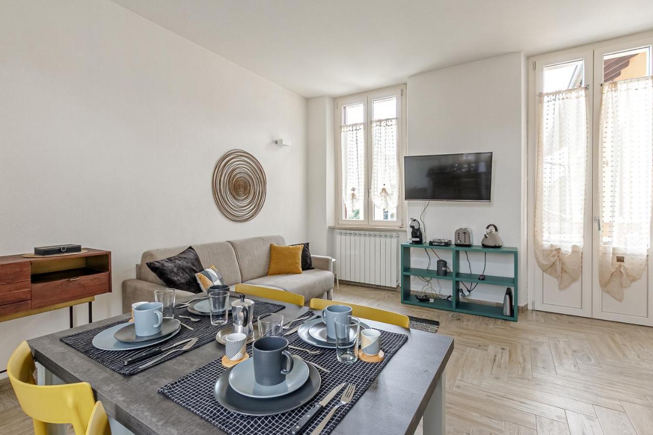 Al 33 Di Via Roma - Apartments Cardano Al Campo Exteriör bild