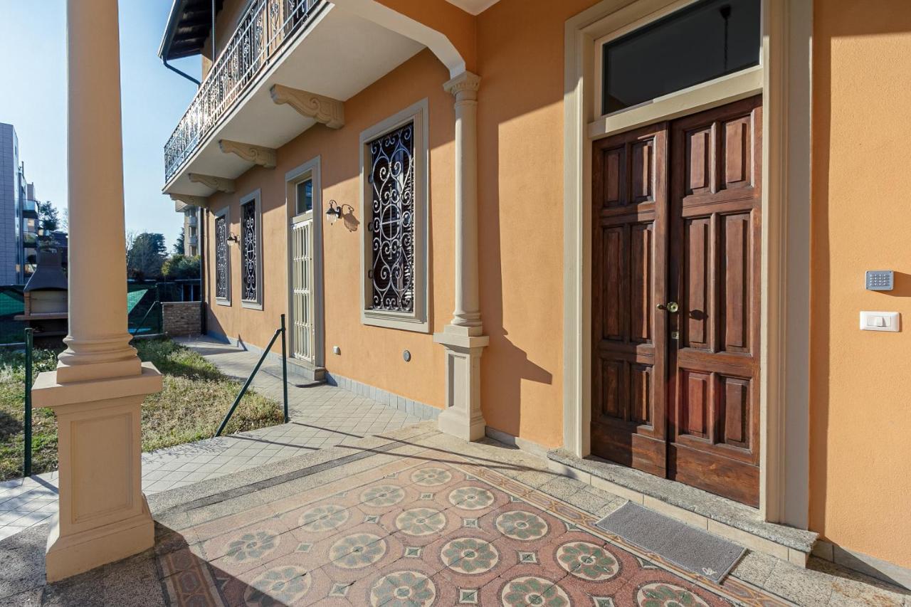 Al 33 Di Via Roma - Apartments Cardano Al Campo Exteriör bild