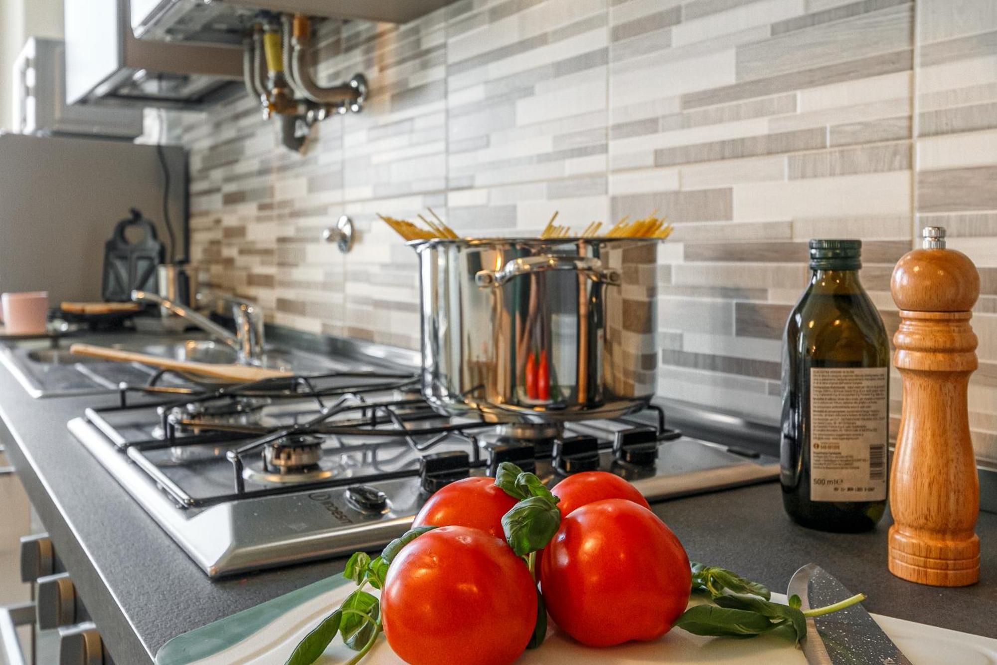 Al 33 Di Via Roma - Apartments Cardano Al Campo Exteriör bild